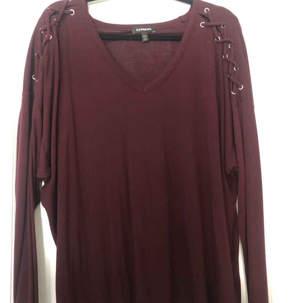 Women’s express top